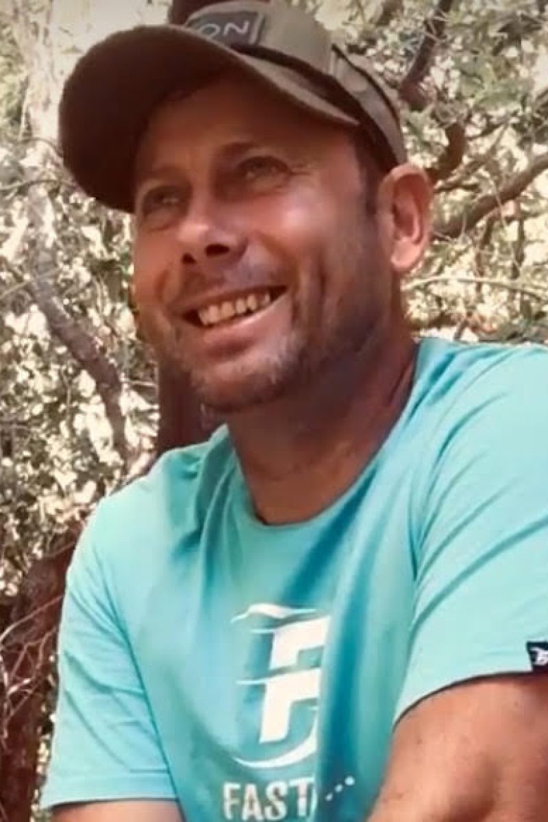 LEARN TO SURF WITH BARRY DEAN